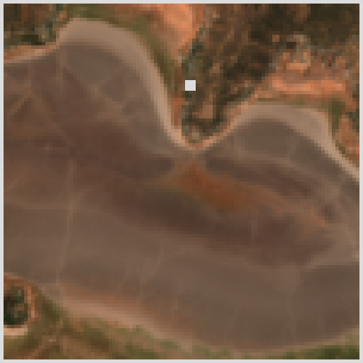 Laguna de Aculeo vista por Sentinel-2: seca y parda en enero de 2023, con agua en enero de 2024.
